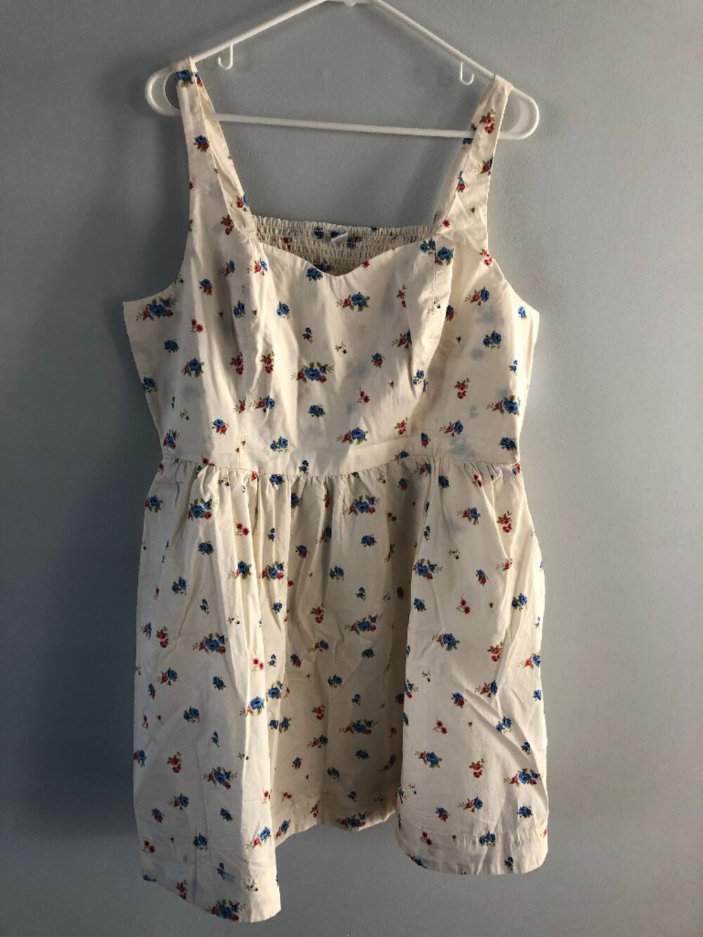 Old Navy White Floral Dress